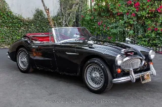 Foto 3 di 24: 1964 Austin Healey 3000