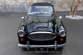 Foto 9 di 24: 1964 Austin Healey 3000