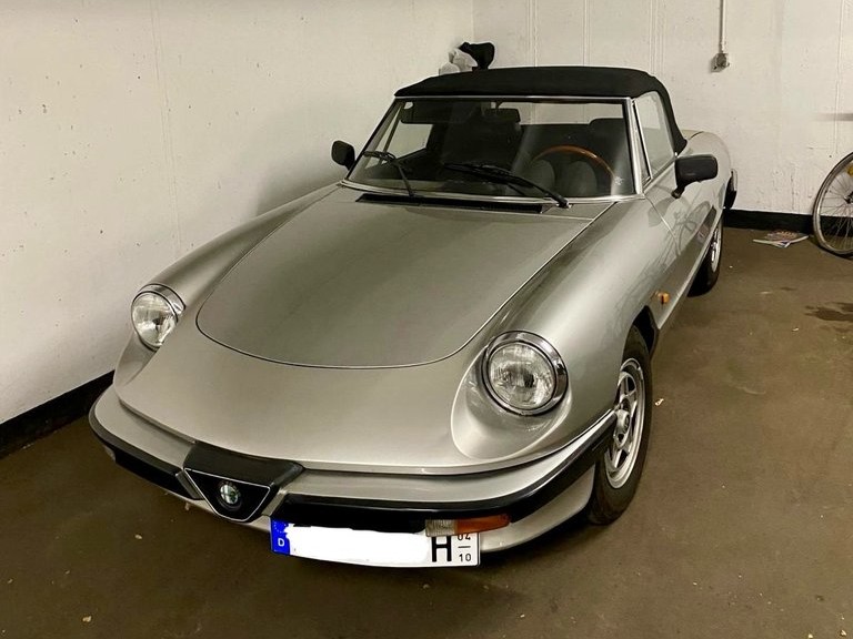 Alfa Romeo Spider 2.0 | 1984 | Route 66 Auctions