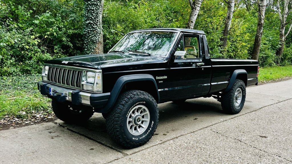 Jeep Comanche Laredo 4x4 | 1988 | Route 66 Auctions