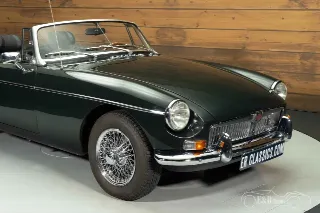 Foto 5 di 10: MG MGB