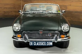 Foto 6 di 10: MG MGB