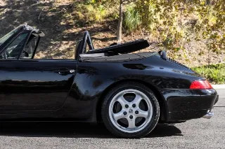 Foto 21 di 24: 1995 Porsche 993