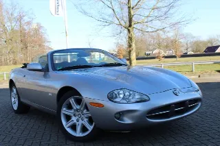 Foto 1 di 8: Jaguar XK8 4.0 Cabriolet | 1999 | Route 66 Auctions