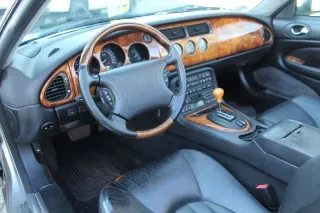 Foto 2 di 8: Jaguar XK8 4.0 Cabriolet | 1999 | Route 66 Auctions