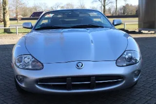 Foto 4 di 8: Jaguar XK8 4.0 Cabriolet | 1999 | Route 66 Auctions