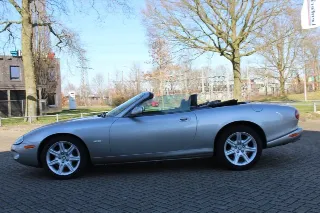 Foto 7 di 8: Jaguar XK8 4.0 Cabriolet | 1999 | Route 66 Auctions