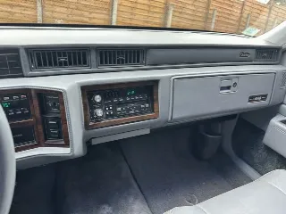 Foto 8 di 8: Cadillac DeVille | 1991 | Route 66 Auctions