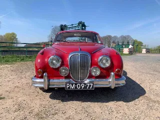 Foto 4 di 8: Daimler V8 | 1963 | Route 66 Auctions