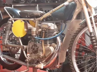 Foto 2 di 4: JAWA 500 DT Type 890 Longtrack Racer | 1972 | Route 66 Auctions