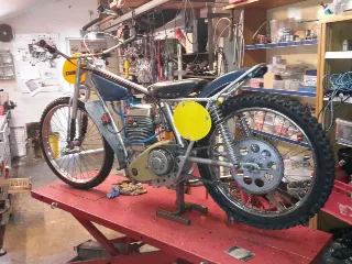 Foto 3 di 4: JAWA 500 DT Type 890 Longtrack Racer | 1972 | Route 66 Auctions