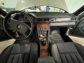 Foto 2 di 16: Mercedes-Benz 300 E-24 | 1992 | Route 66 Auctions