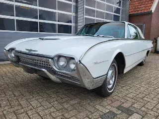 Foto 1 di 8: Ford Thunderbird Landau | 1962 | Route 66 Auctions