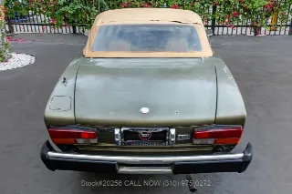 Foto 11 di 24: 1980 Fiat 124 Spider 2000