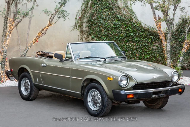 1980 Fiat 124 Spider 2000