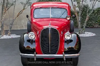 Foto 2 di 24: 1938 Ford PickUp