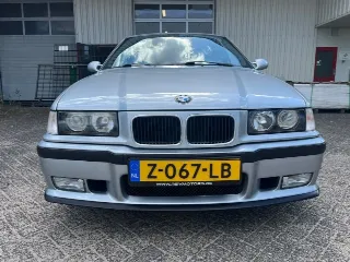 Foto 4 di 8: BMW M3 Sedan (E36) | 1996 | Route 66 Auctions