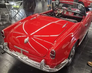 Foto 15 di 15: Alfa Romeo Giulietta Spider | 1957 | Route 66 Auctions