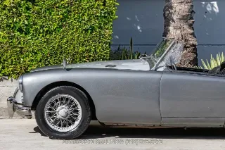 Foto 18 di 24: 1957 MG MGA