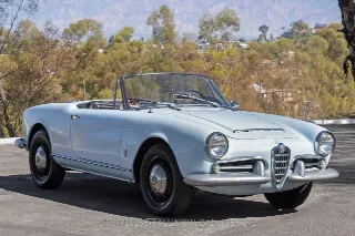 Foto 1 di 24: 1964 Alfa Romeo Giulia Spider