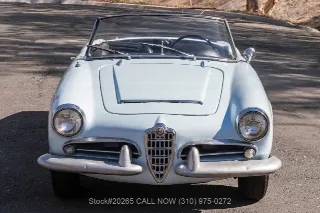 Foto 2 di 24: 1964 Alfa Romeo Giulia Spider