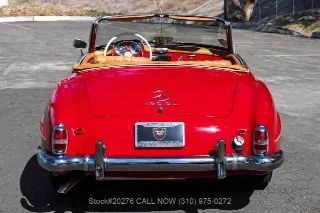 Foto 7 di 24: 1960 Mercedes Benz 190SL