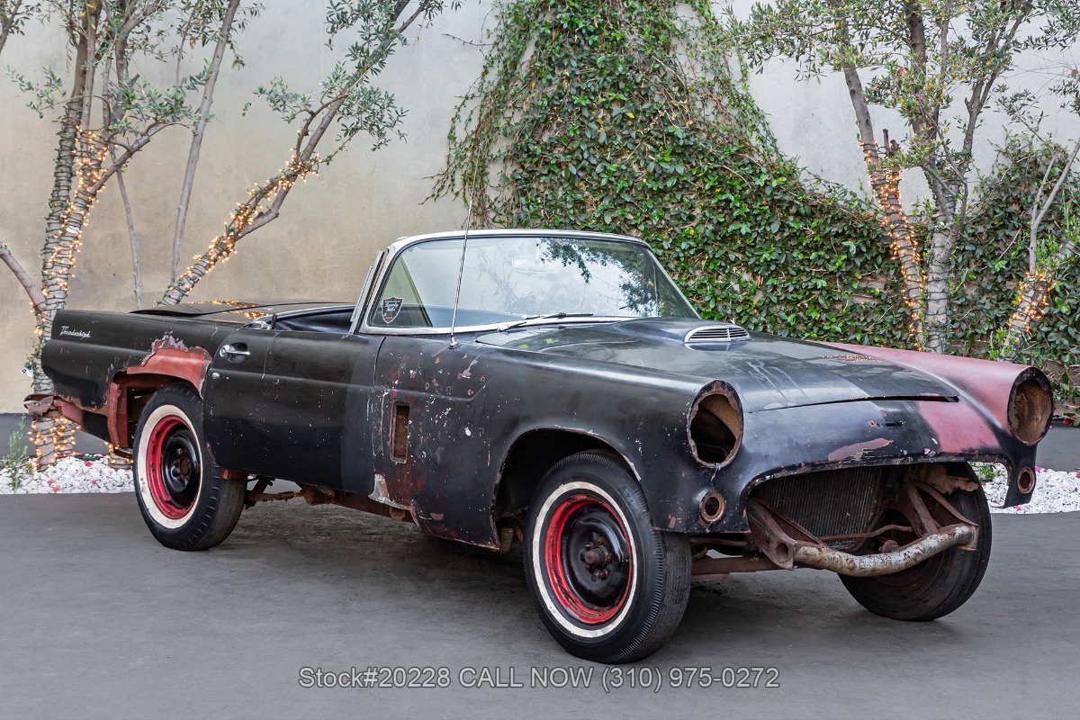 1956 Ford Thunderbird