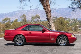 Foto 18 di 24: 1999 Mercedes Benz SL500