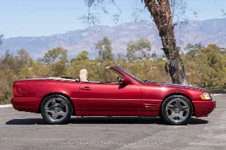 Foto 5 di 24: 1999 Mercedes Benz SL500