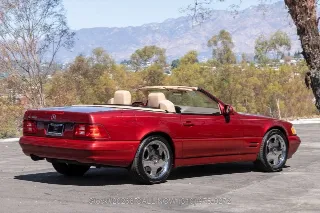 Foto 6 di 24: 1999 Mercedes Benz SL500