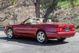 Foto 9 di 24: 1999 Mercedes Benz SL500