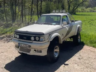 Foto 3 di 8: Ford Ranger | 1993 | Route 66 Auctions