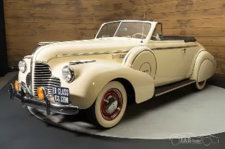 Foto 7 di 10: Buick 8
