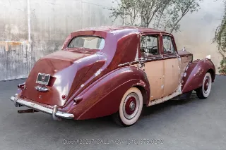 Foto 5 di 24: 1954 Bentley R Type