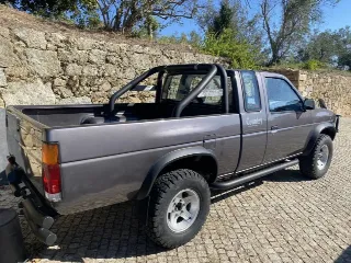 Foto 3 di 8: Nissan Pick-Up King Cab 4x4 Country | 1992 | Route 66 Auctions