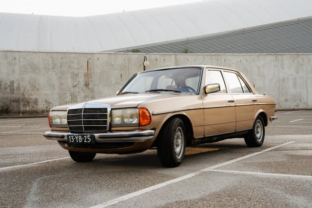 Mercedes-Benz 280 E | 1976 | Route 66 Auctions