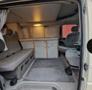 Foto 6 di 8: Volkswagen Transporter T4 Westfalia | 1996 | Route 66 Auctions