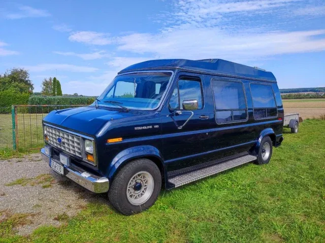 Ford Econoline E-150 | 1988 | Route 66 Auctions