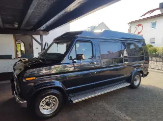 Foto 3 di 8: Ford Econoline E-150 | 1988 | Route 66 Auctions