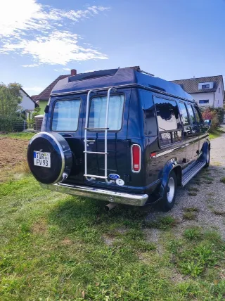 Foto 8 di 8: Ford Econoline E-150 | 1988 | Route 66 Auctions