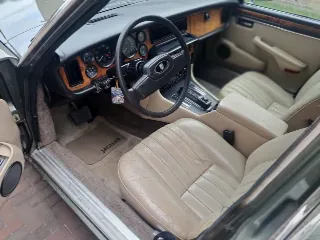 Foto 2 di 8: Jaguar XJ12 Series III | 1984 | Route 66 Auctions