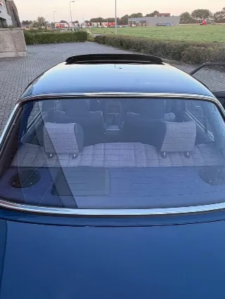 Foto 6 di 8: Mercedes-Benz 230 E | 1984 | Route 66 Auctions