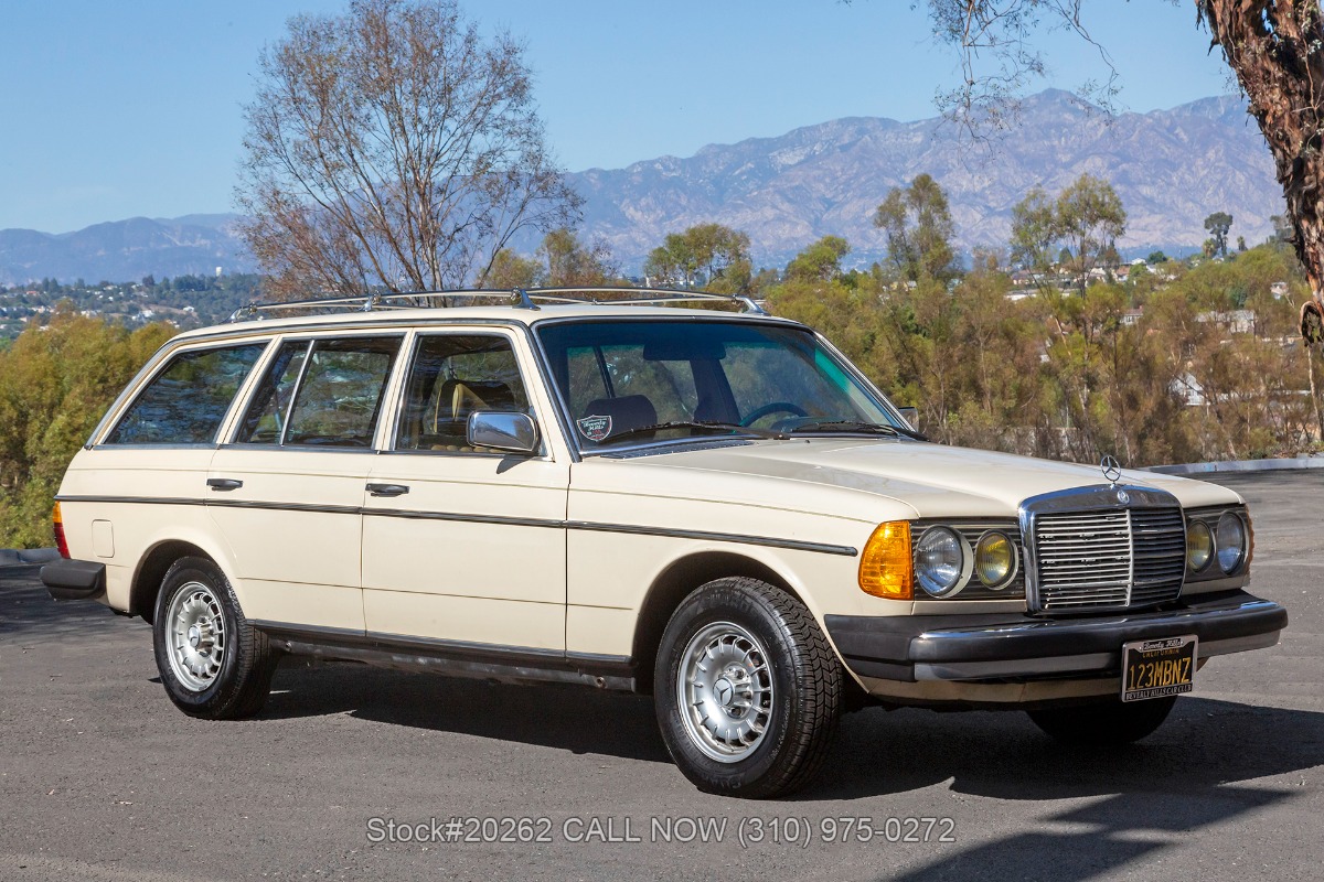1982 Mercedes Benz 300TD