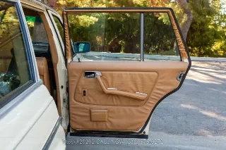Foto 23 di 24: 1982 Mercedes Benz 300TD
