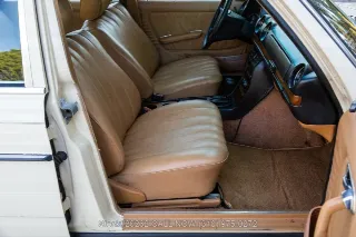 Foto 24 di 24: 1982 Mercedes Benz 300TD