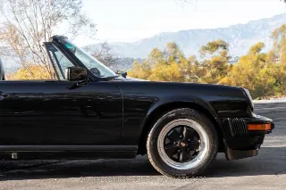 Foto 16 di 24: 1987 Porsche Carrera Targa G50