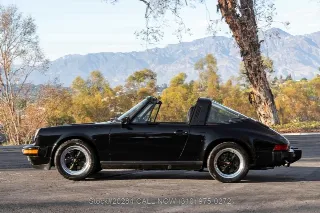 Foto 18 di 24: 1987 Porsche Carrera Targa G50