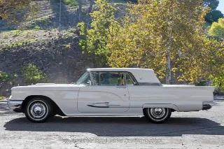 Foto 17 di 24: 1959 Ford Thunderbird