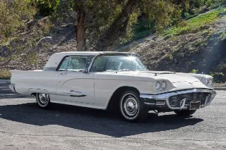 Foto 4 di 24: 1959 Ford Thunderbird