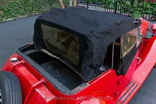 Foto 12 di 24: 1953 MG TD